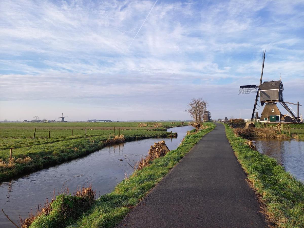 Tiny House Het Polderhuisje Streefkerk Exterior photo